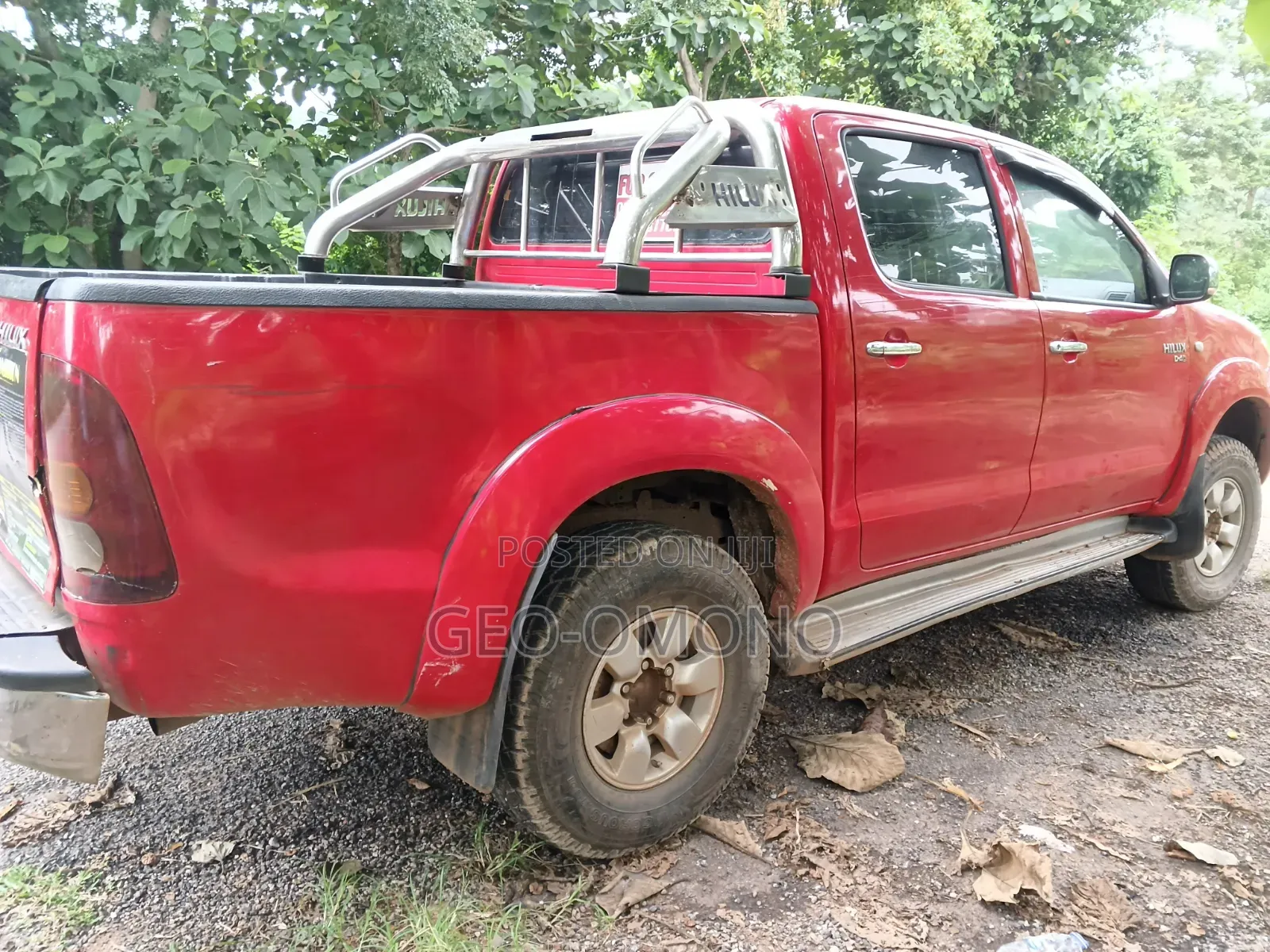 Toyota Hilux 2012 Red