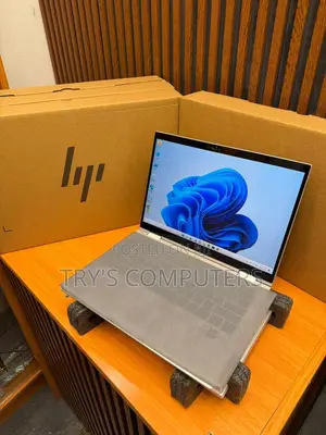 New Laptop HP EliteBook 830 G9 16GB Intel Core i5 SSD 256GB