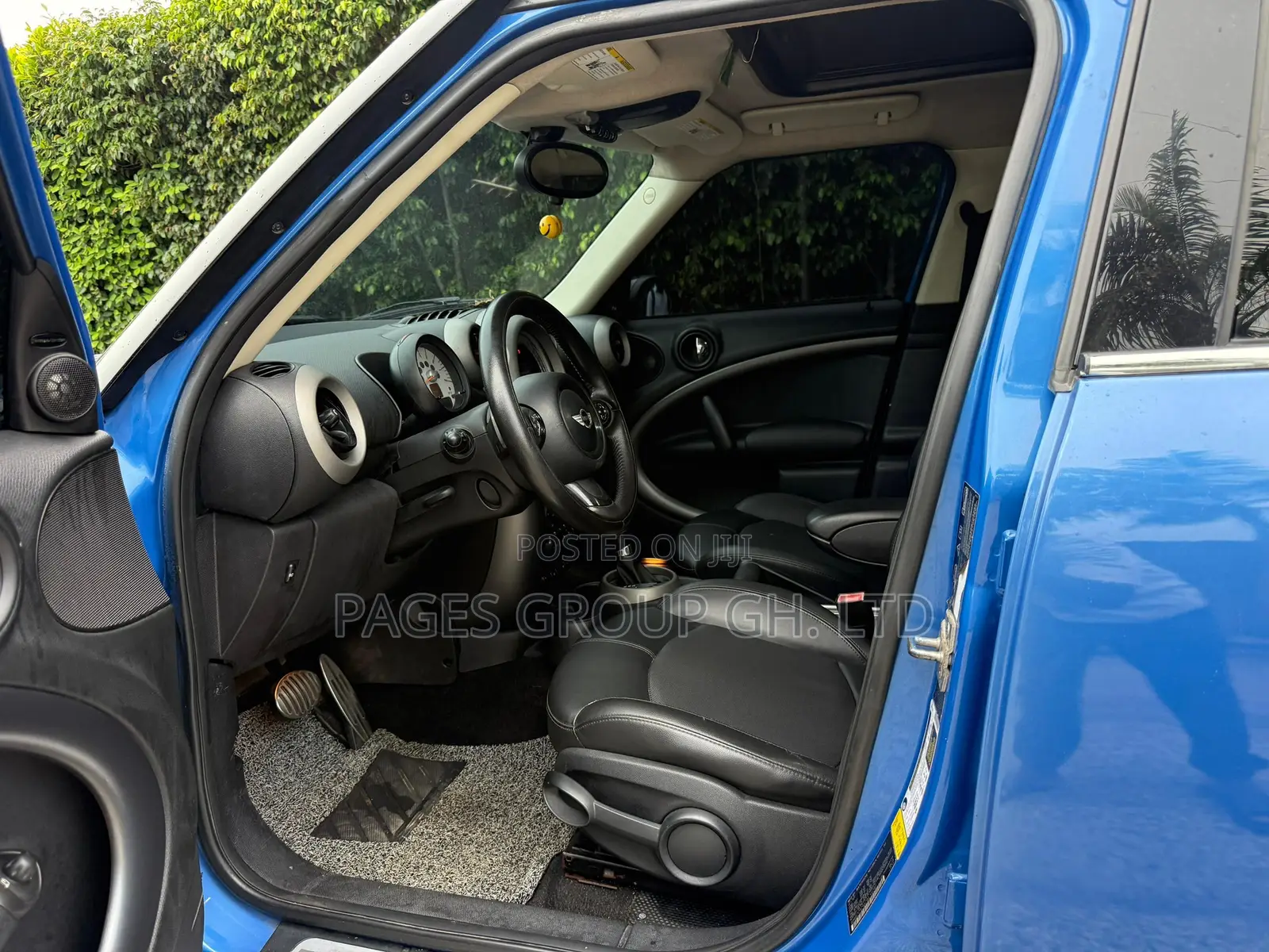 Mini Cooper 2013 Blue