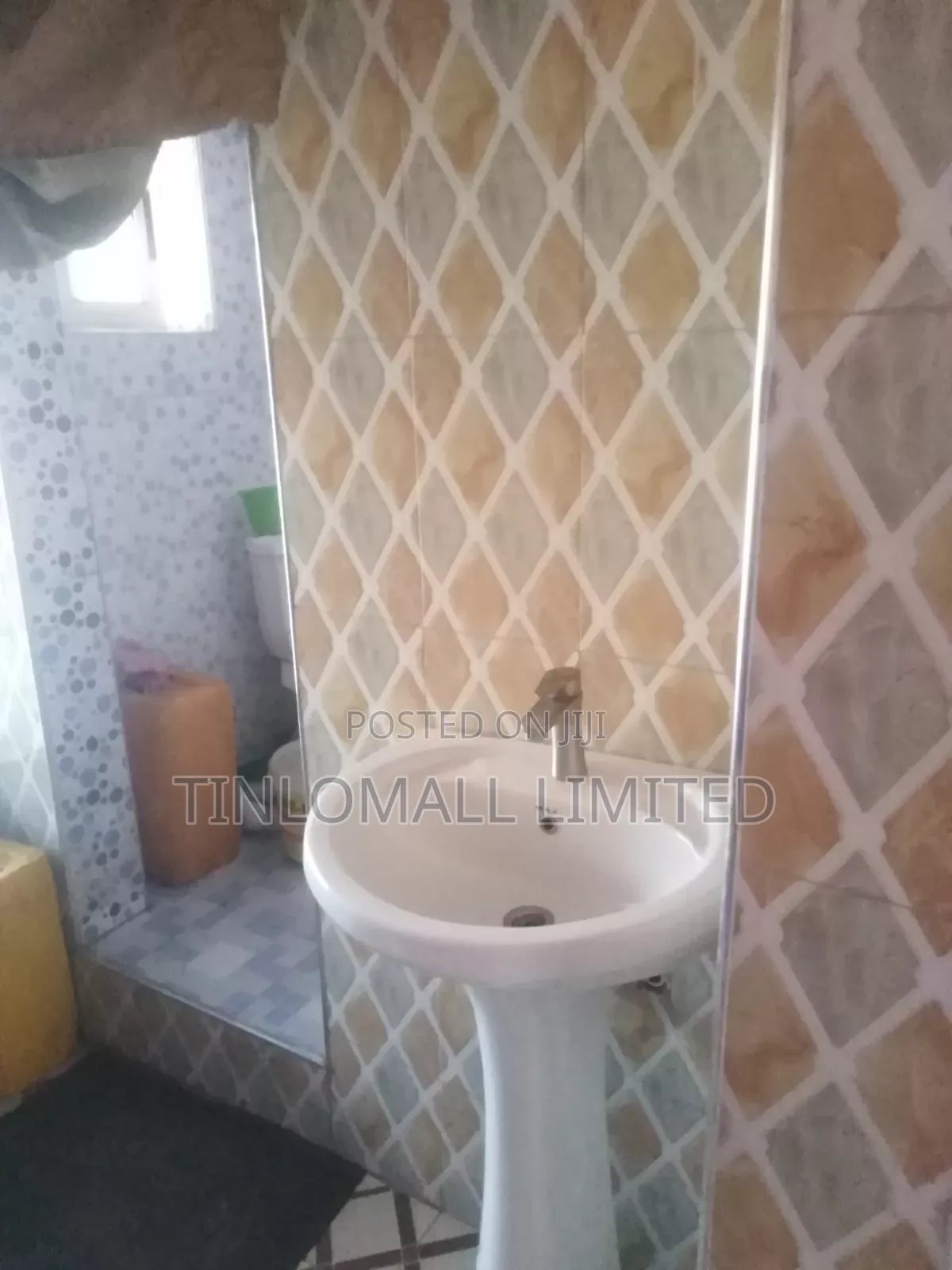 1bdrm House in Tinlomall Ltd, Tsui-Bleoo for rent