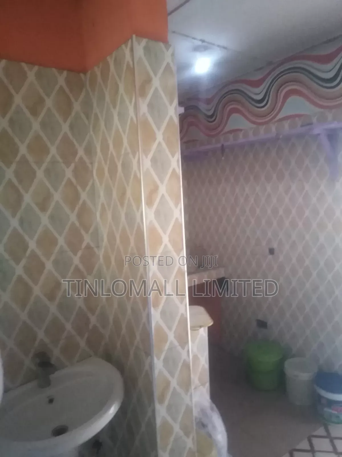 1bdrm House in Tinlomall Ltd, Tsui-Bleoo for rent