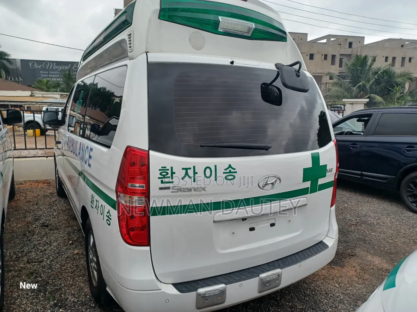 Hyundai Starex 2014 White
