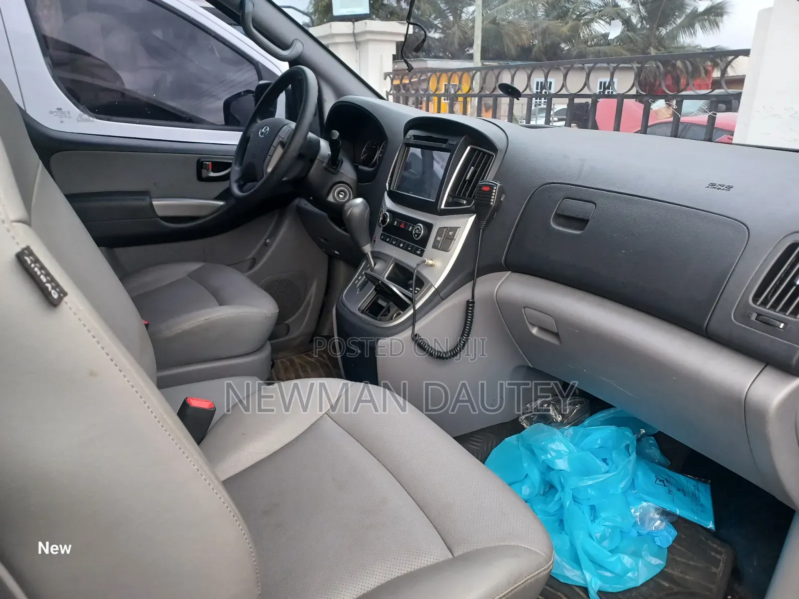 Hyundai Starex 2014 White
