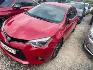 Toyota Corolla 2016 Red