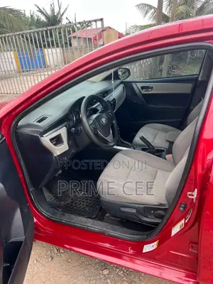 Toyota Corolla 2016 Red