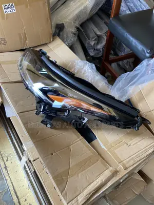 Toyota Highlander 2020-2024 Headlight