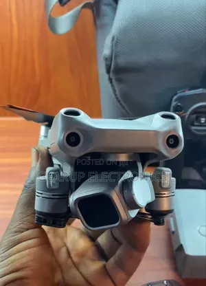 DJI Mavic Air 2s Fly More Combo, 3 Batteries Screen Controller