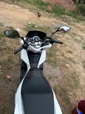 Honda 1998 White