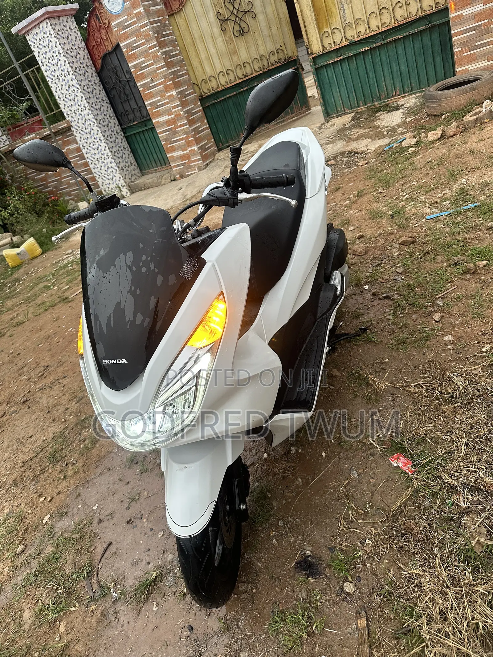 Honda 1998 White