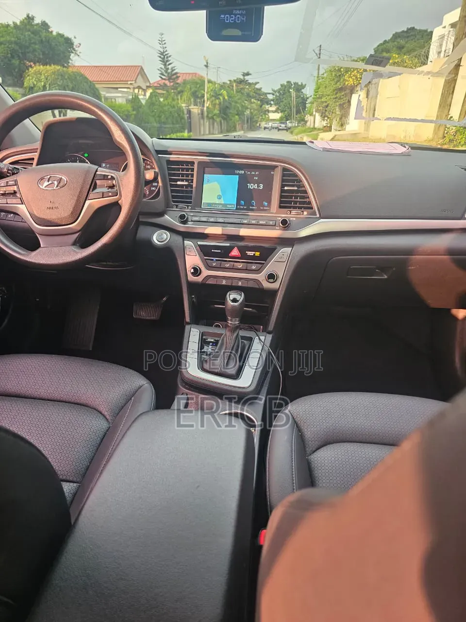 Hyundai Avante 2018 Silver