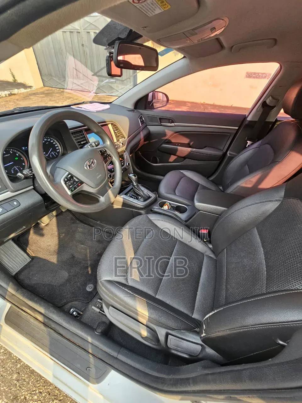 Hyundai Avante 2018 Silver