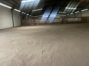 Class 800 SQM Warehouse at Spintex for Rent