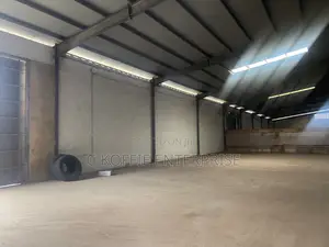 Class 800 SQM Warehouse at Spintex for Rent