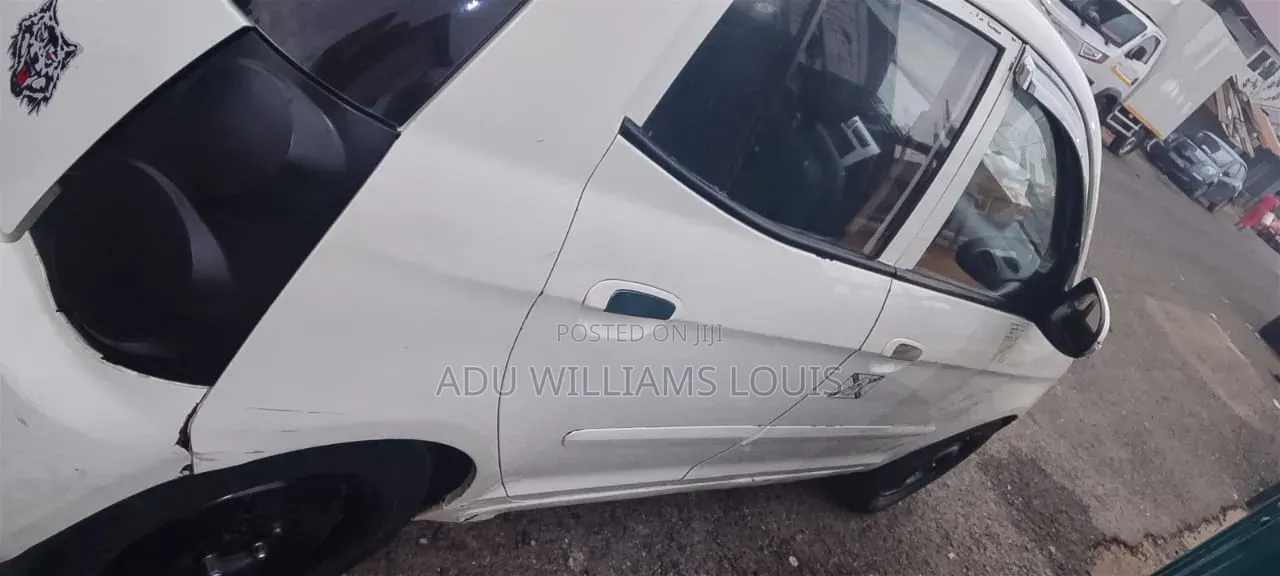 Kia Morning 2010 White
