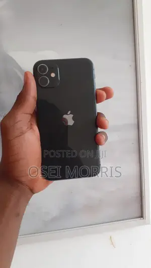 Apple iPhone 11 64 GB Black