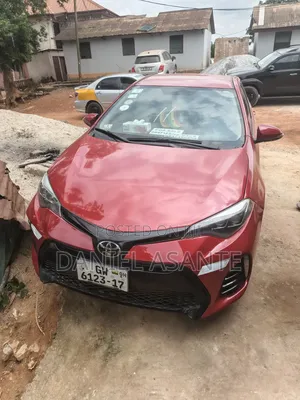 Toyota Corolla 2015 Red