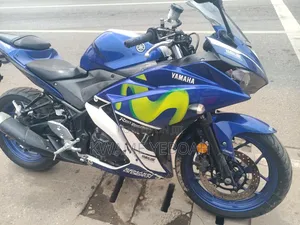 Yamaha 2018 Blue