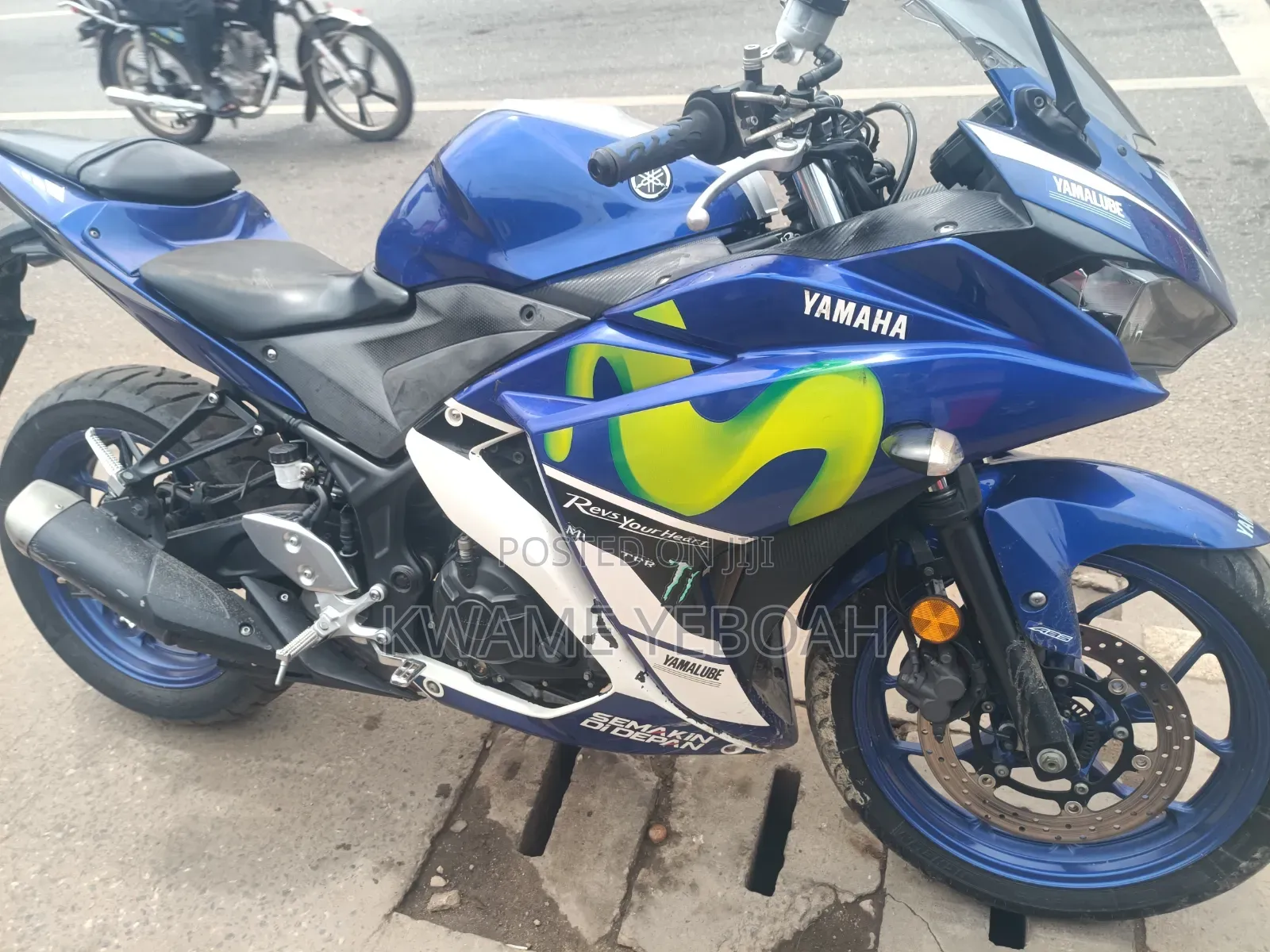 Yamaha 2018 Blue