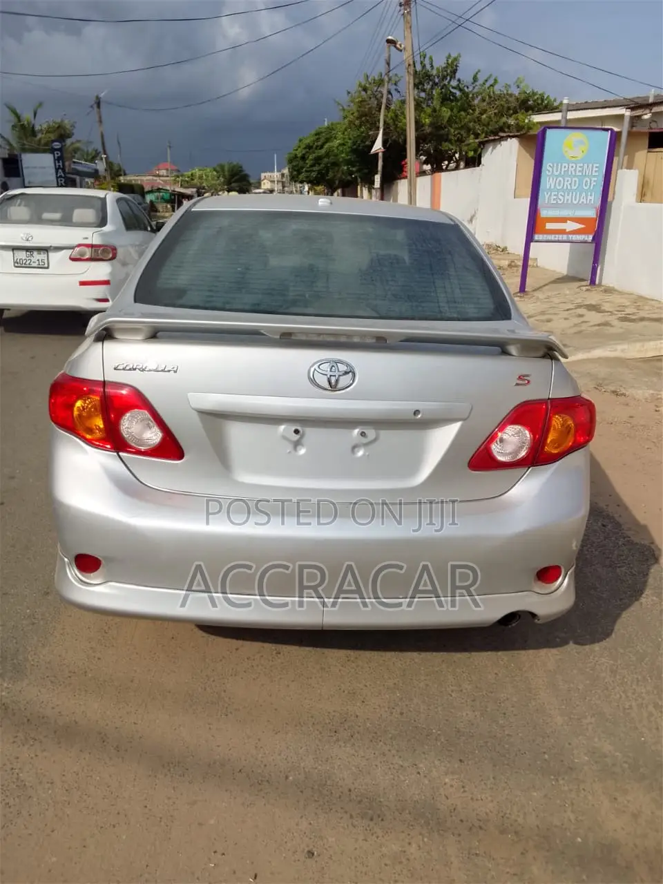 Toyota Corolla 2010 Silver
