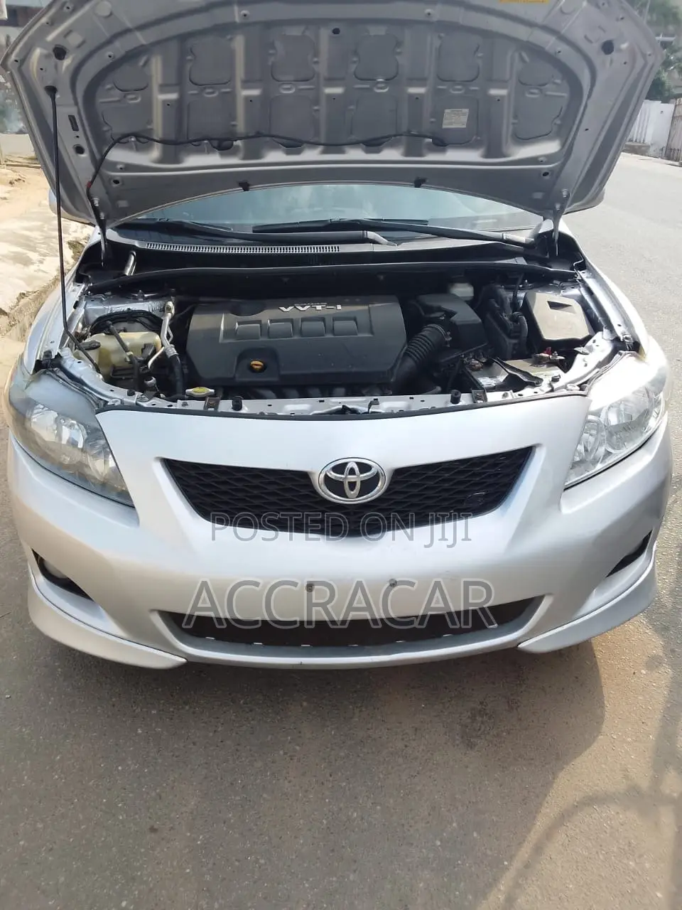 Toyota Corolla 2010 Silver