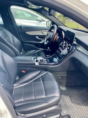 Mercedes-Benz C300 Sport 4dr AWD 4Matic Sedan (2.0L 4cyl 7A) 2015 White