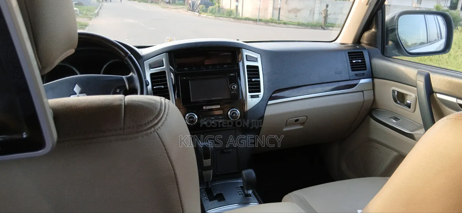 Mitsubishi Pajero 2015 White