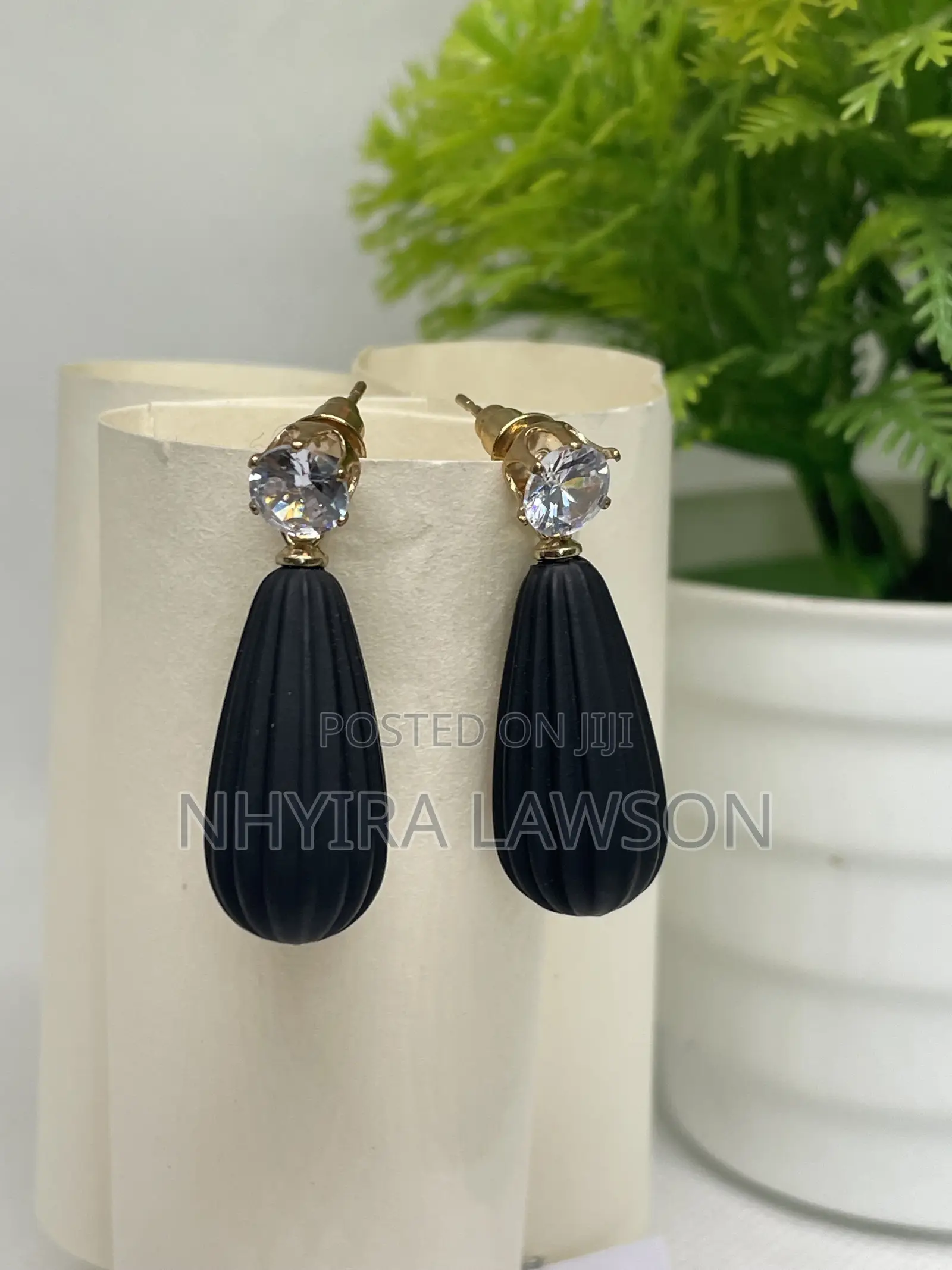 Teardrop Earrings - Black White