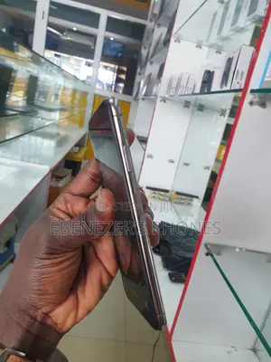 Apple iPhone XS Max 64 GB Gold