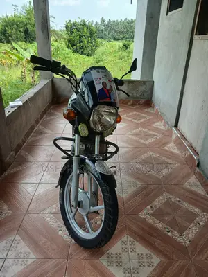 Bajaj Boxer 125 2023 Black