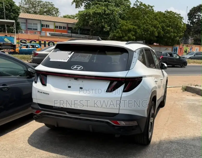Hyundai Tucson 2023 White