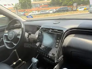 Hyundai Tucson 2023 White