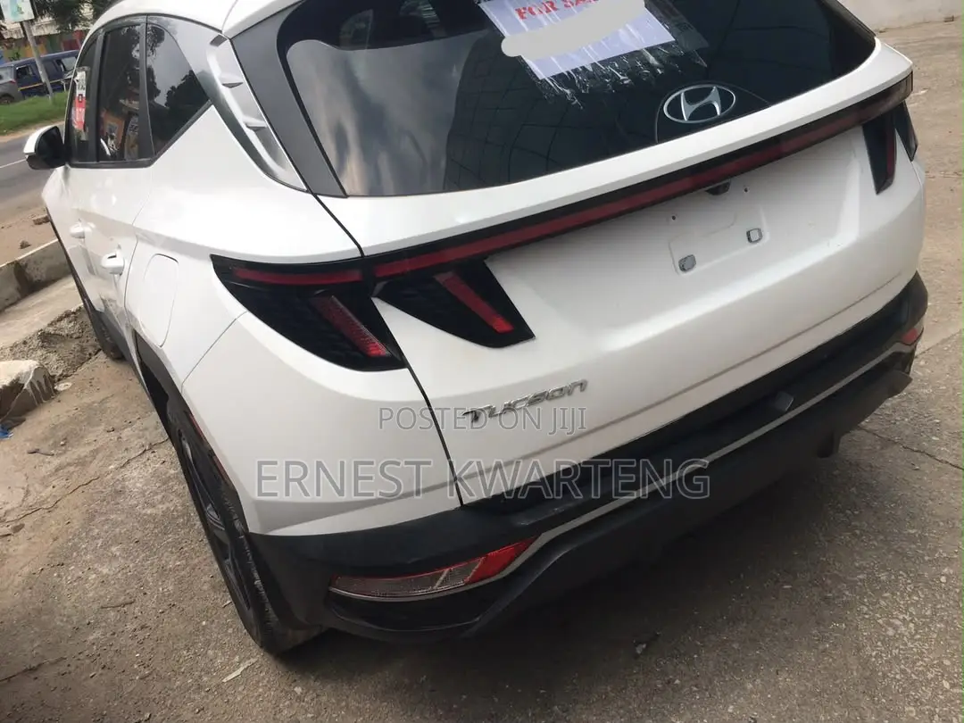 Hyundai Tucson 2023 White