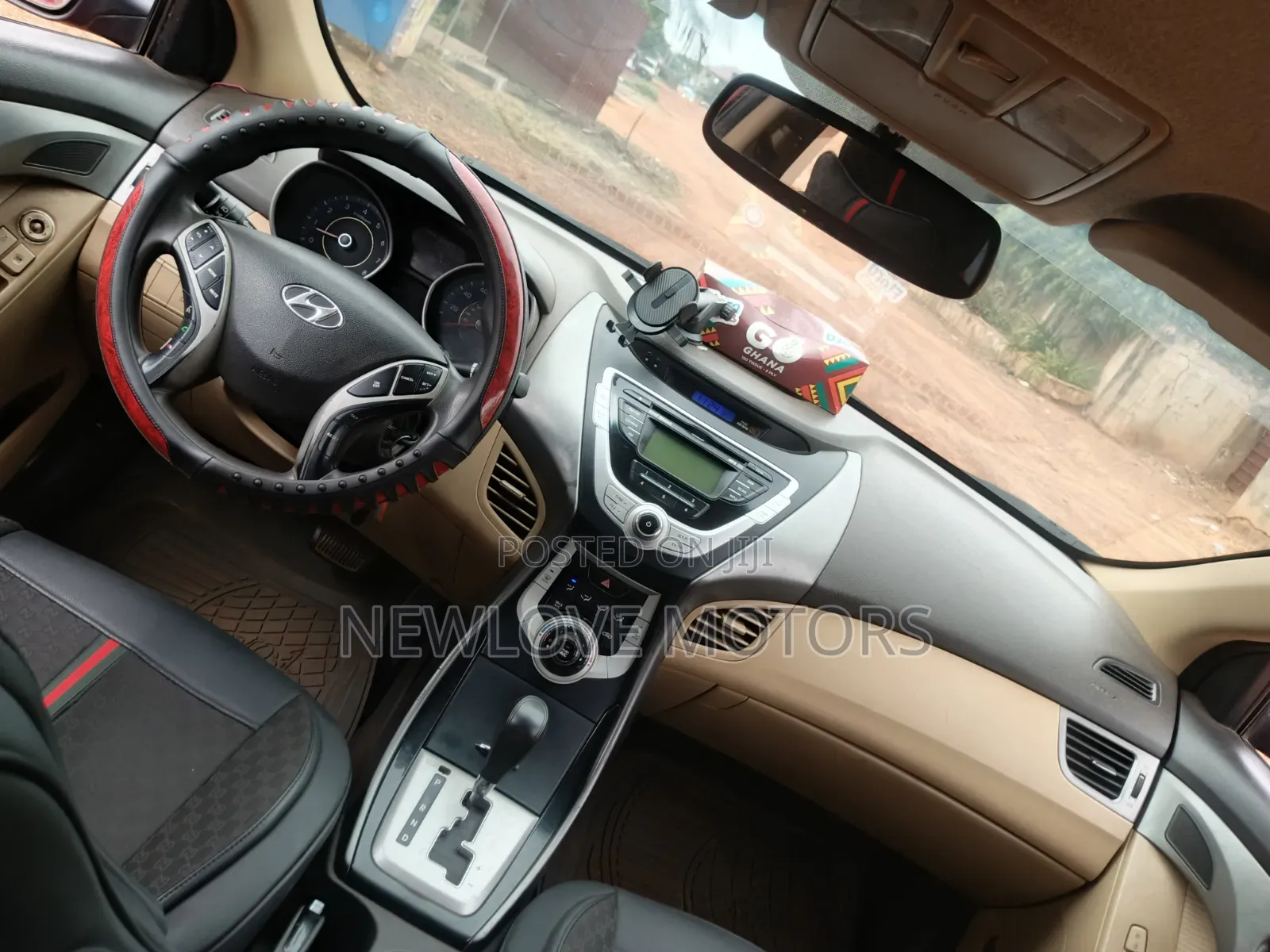 Hyundai Elantra 2013 Red