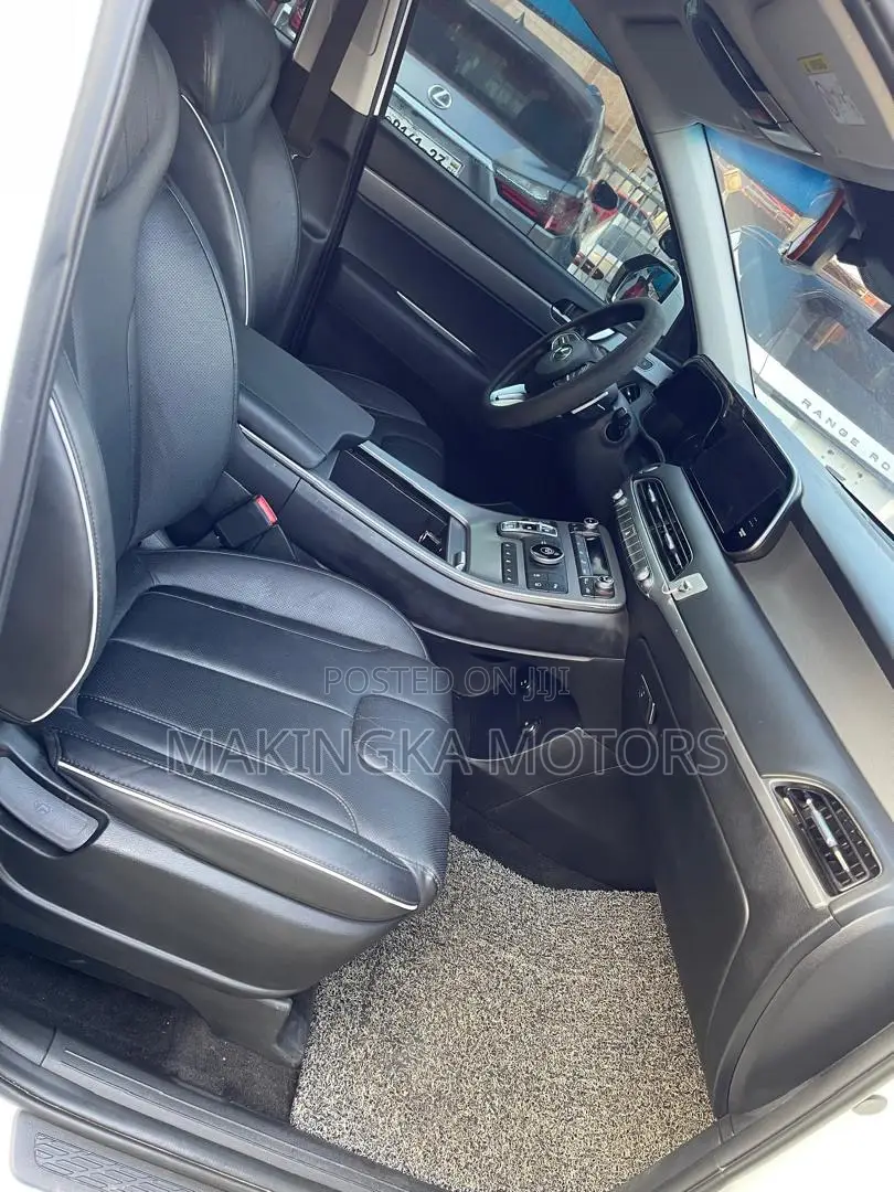 Hyundai Palisade Calligraphy 2021 White