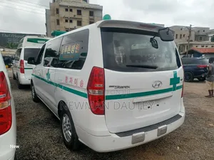 Hyundai Starex 2014 White
