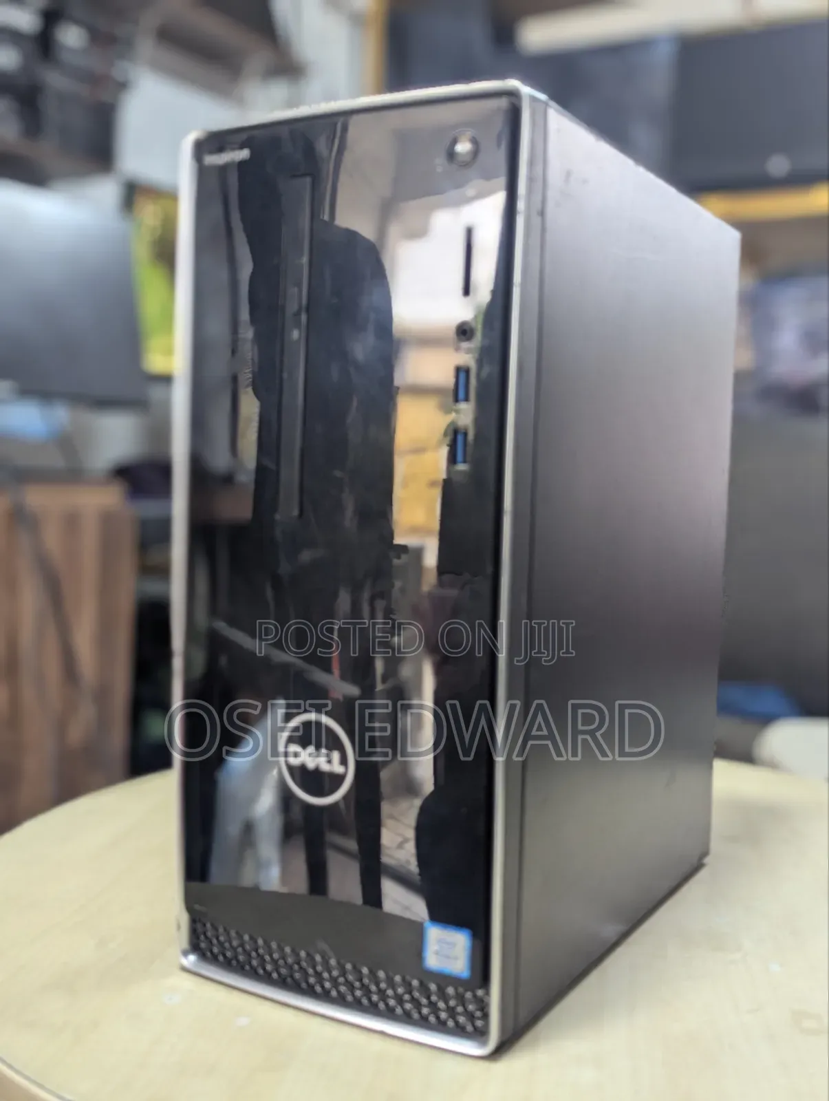 Desktop Computer Dell Inspiron 3000 8GB Intel Core i5 SSD 256GB