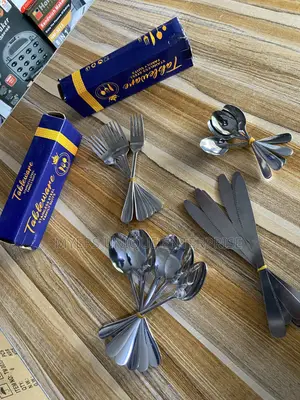 24 Pieces Silver Stainless Steel Cutlery Set