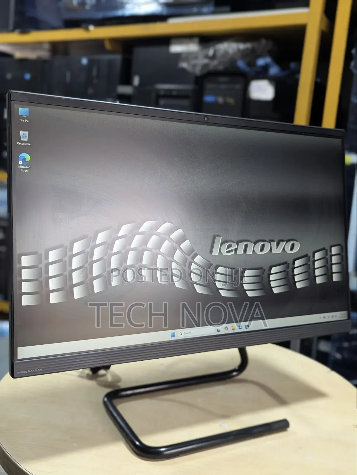 Desktop Computer Lenovo ideacentre AIO 330 16GB AMD Ryzen 5 SSD 512GB