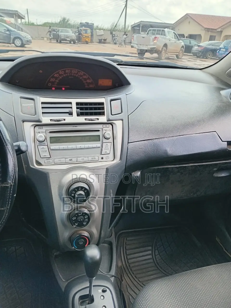 Toyota Vitz 2010 Blue