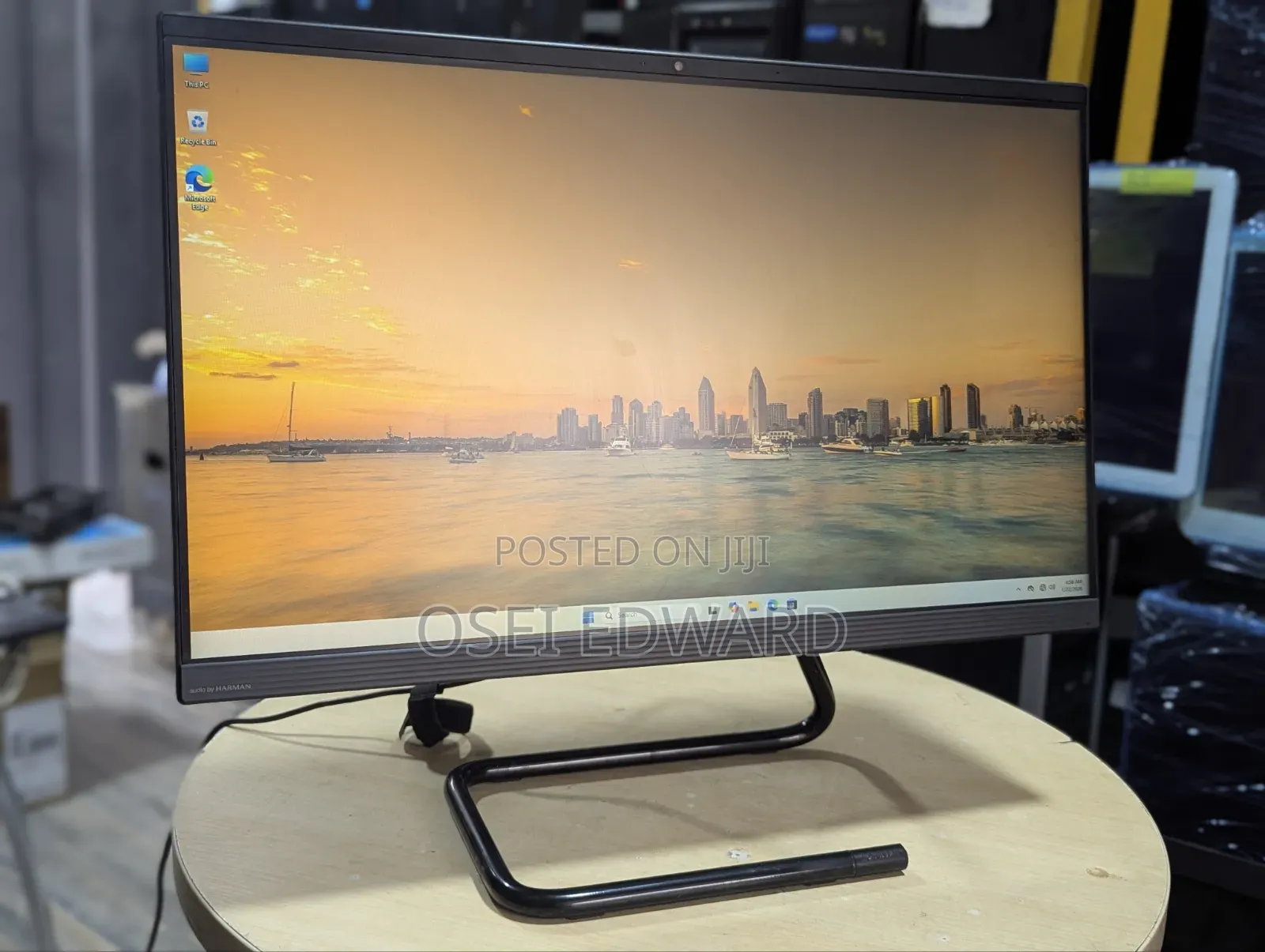 Desktop Computer Lenovo ideacentre 310S 16GB AMD Ryzen 5 SSD 512GB