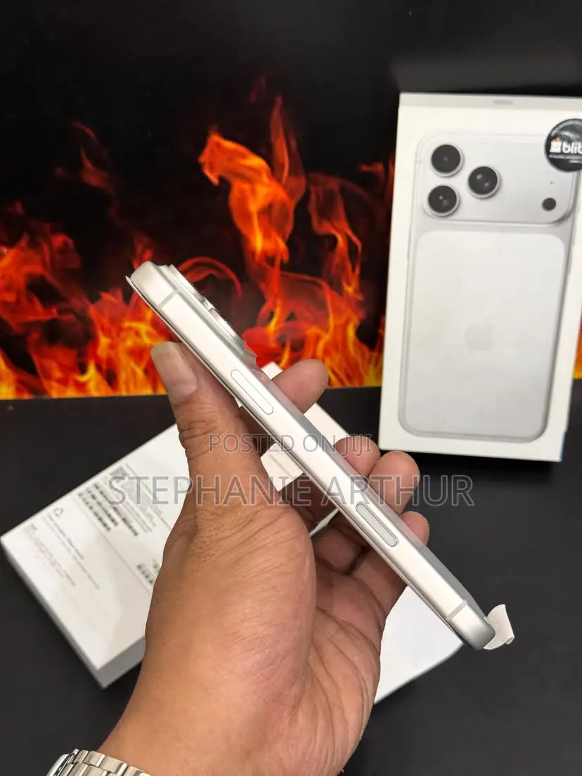 Apple iPhone 17 Pro Max 256 GB White
