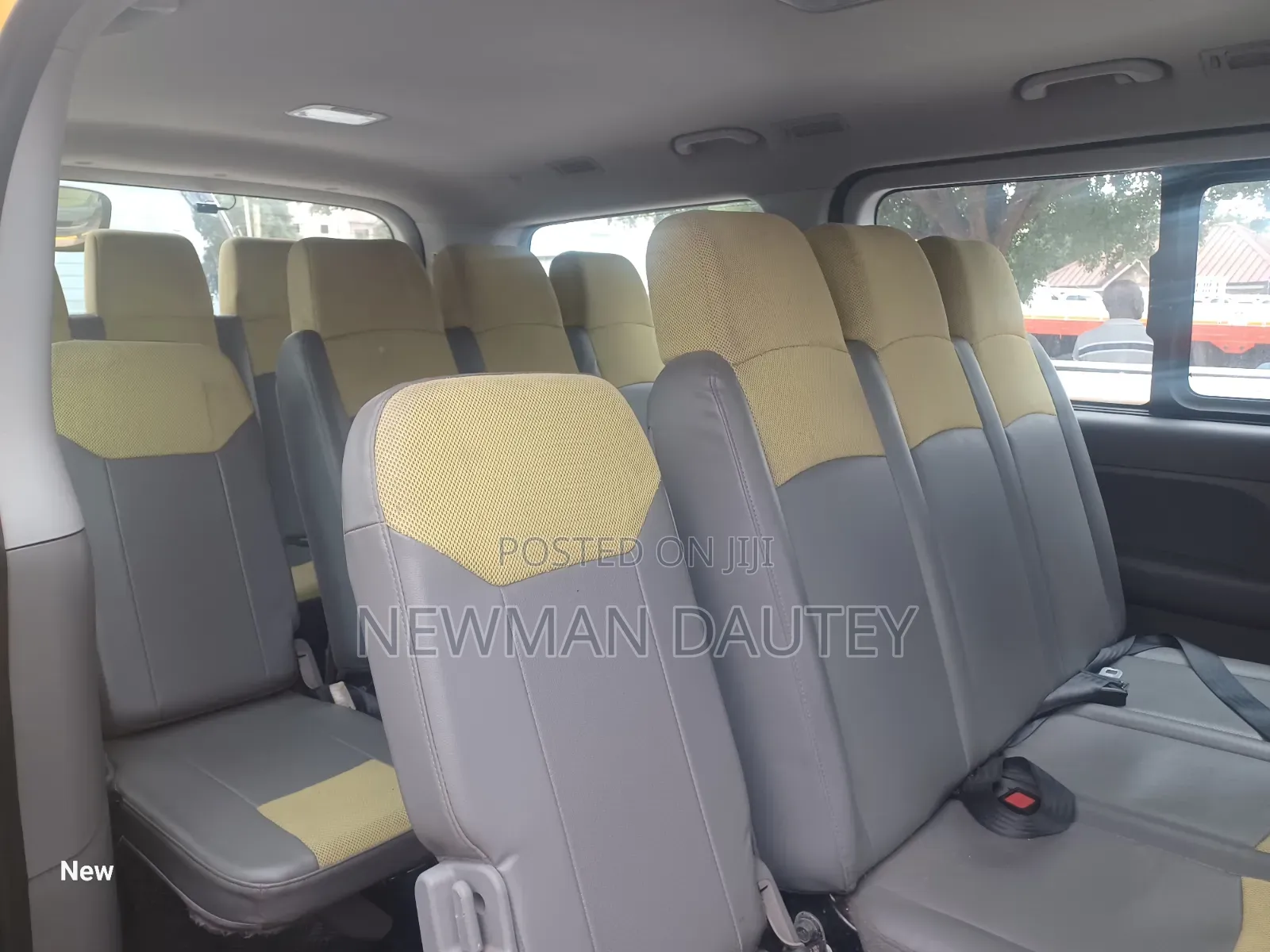 Hyundai Starex 2014 Yellow
