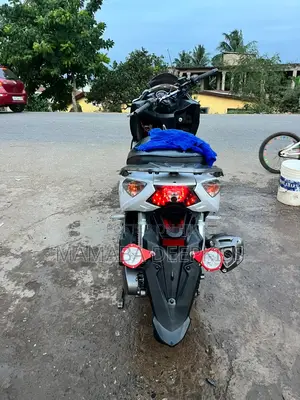 Motorcycle 2024 White