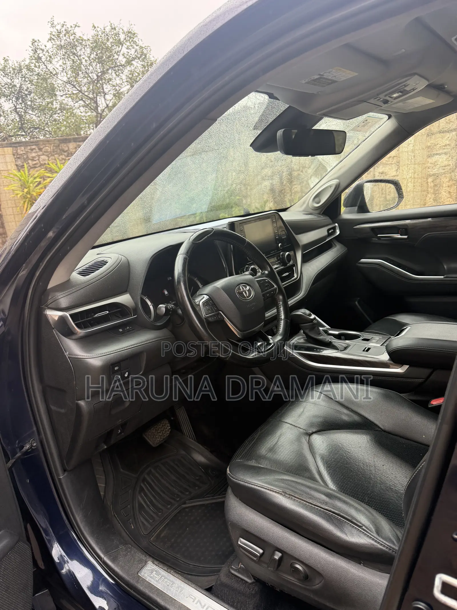 Toyota Highlander Limited 2021 Blue