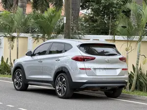 Hyundai Tucson SEL AWD 2019 Silver