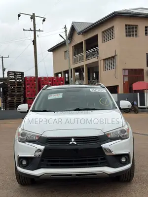 Mitsubishi Outlander 2016 White