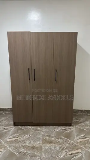 Como 3 Door Wardrobe (Light Brown)