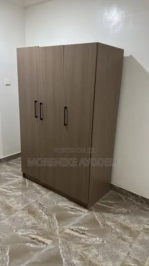 Como 3 Door Wardrobe (Light Brown)
