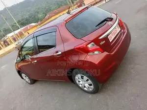 Toyota Vitz 2015 Maroon