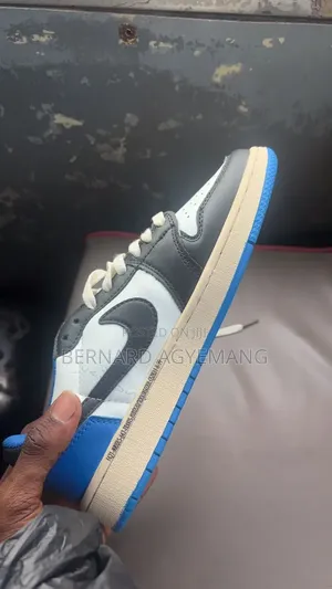 Nike Travis